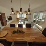 House Emjalemi *
