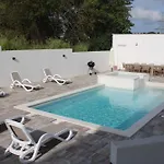 House Emjalemi Διαμέρισμα *