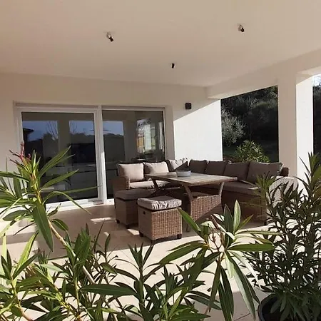 Apartmán House Emjalemi Pula