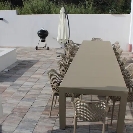 Apartament House Emjalemi Pula