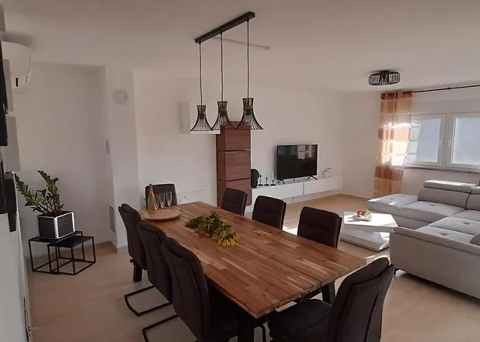 House Emjalemi Lejlighed