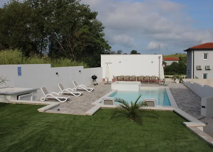 House Emjalemi *
