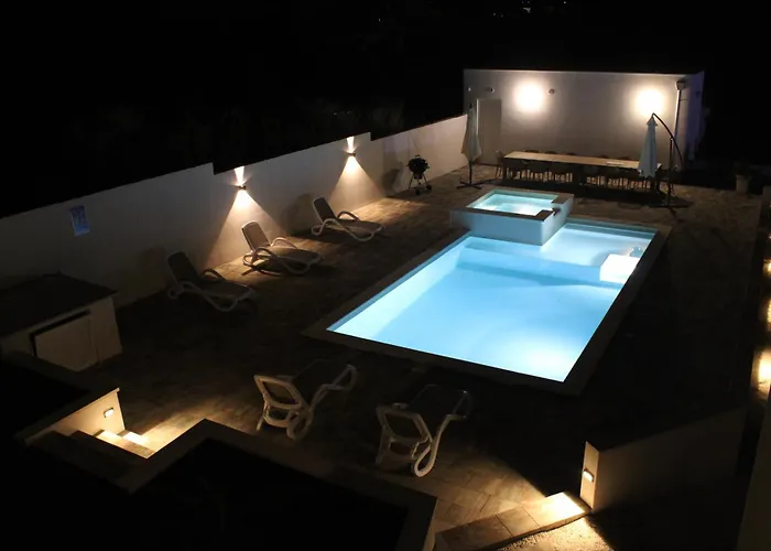 Lejlighed House Emjalemi *