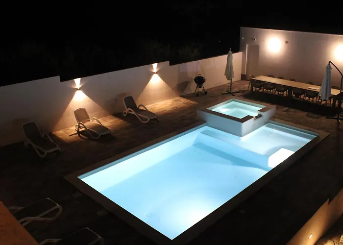 Апартаменты House Emjalemi